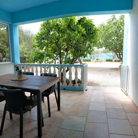 Apartman Lucija Seline ภายนอก รูปภาพ