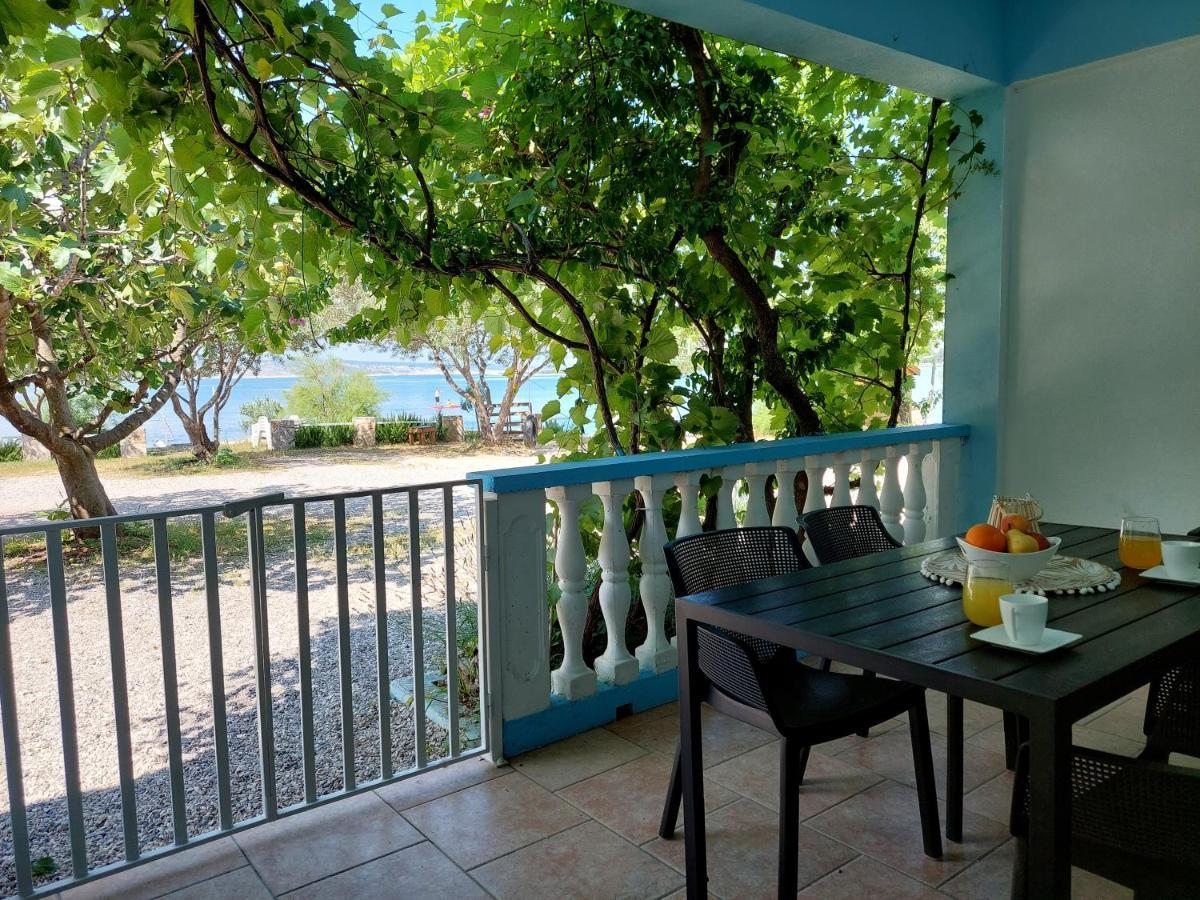Apartman Lucija Seline ภายนอก รูปภาพ