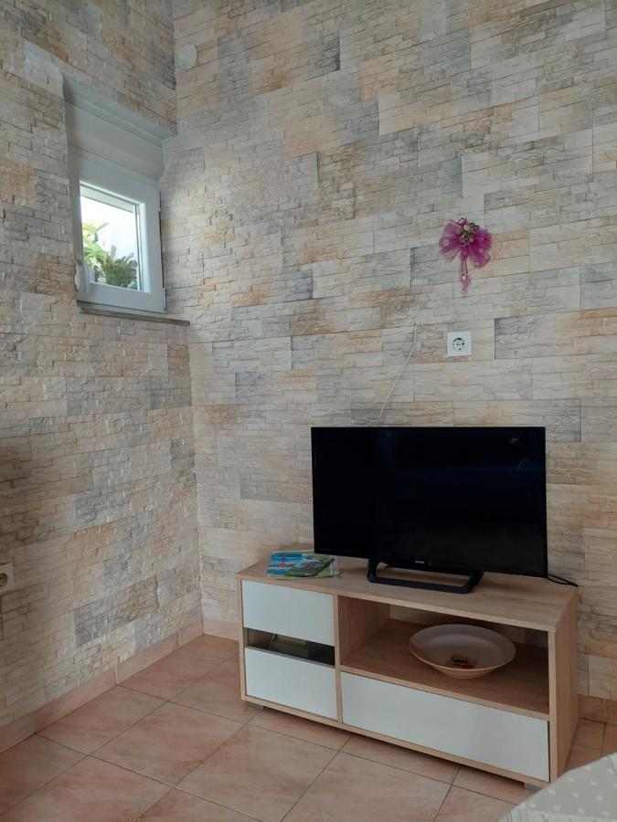 Apartman Lucija Seline ภายนอก รูปภาพ