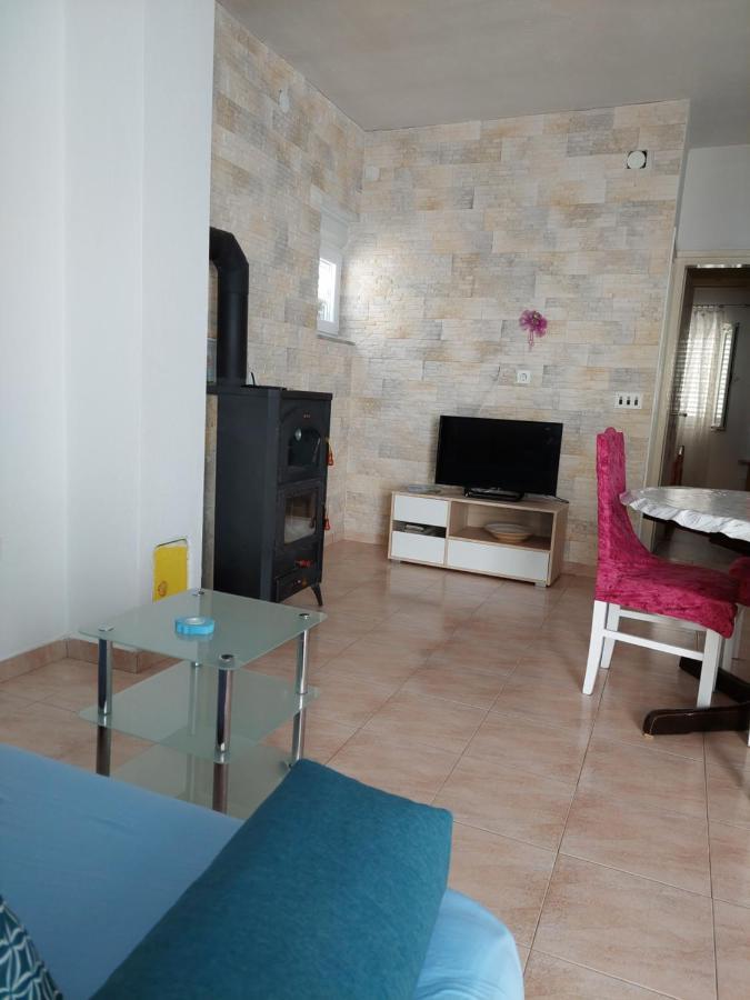 Apartman Lucija Seline ภายนอก รูปภาพ