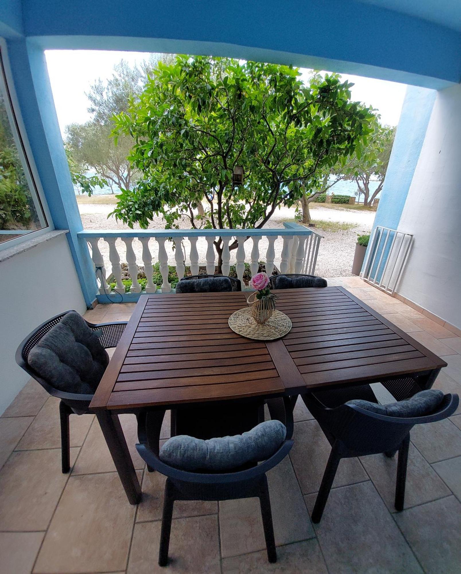Apartman Lucija Seline ภายนอก รูปภาพ