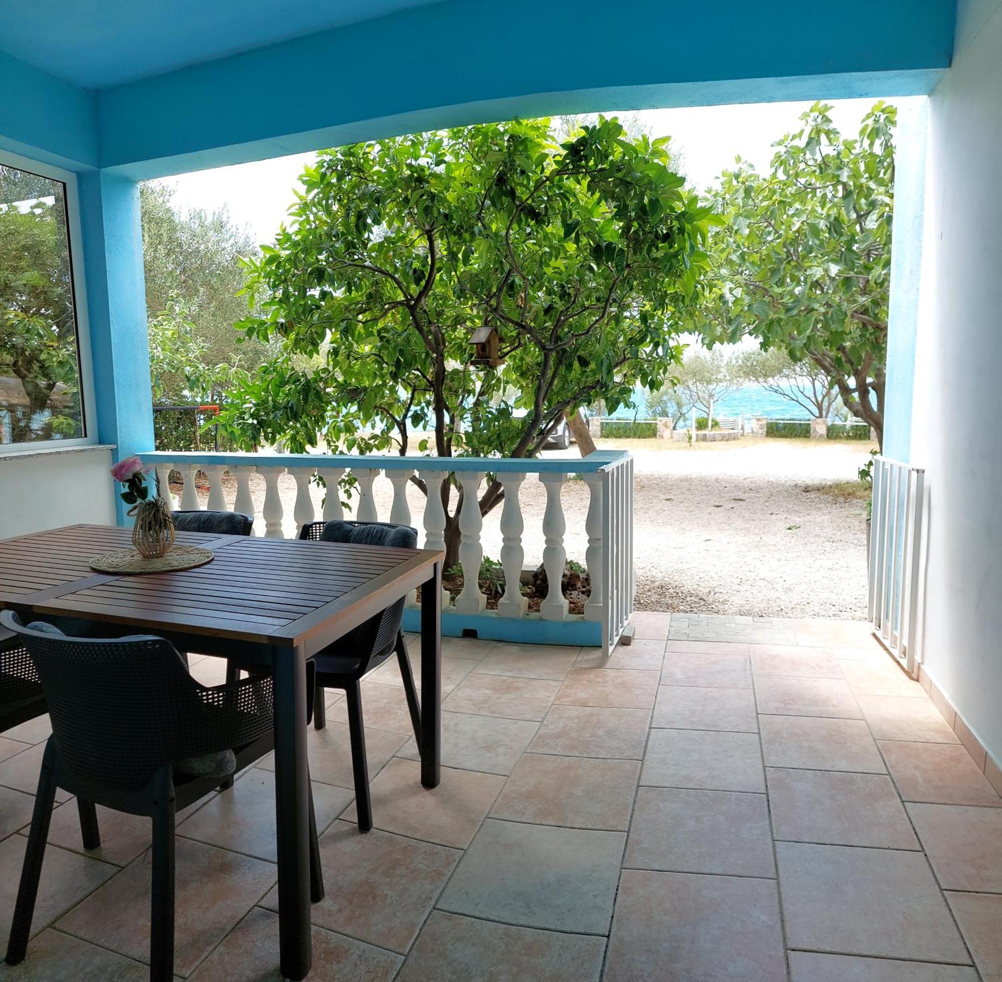 Apartman Lucija Seline ภายนอก รูปภาพ
